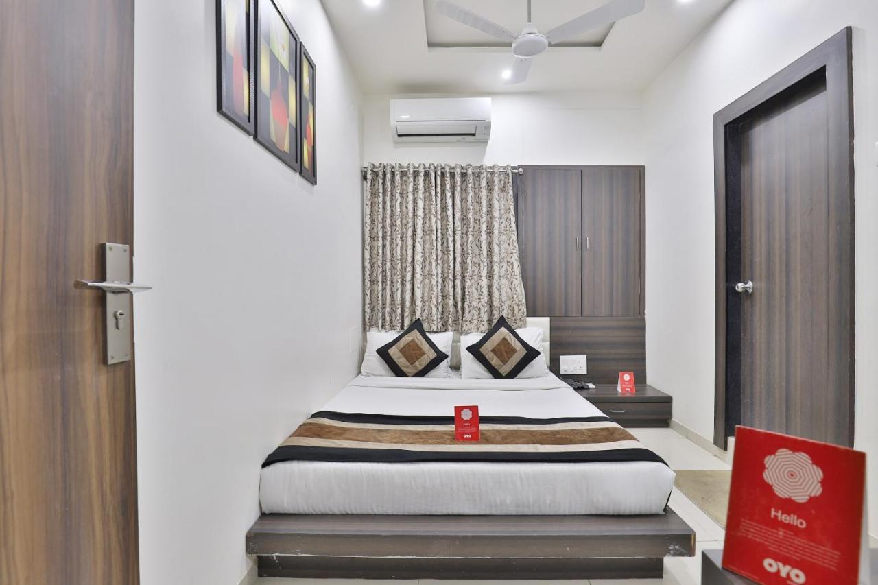 Hotel City Inn Rajkot Eksteriør billede